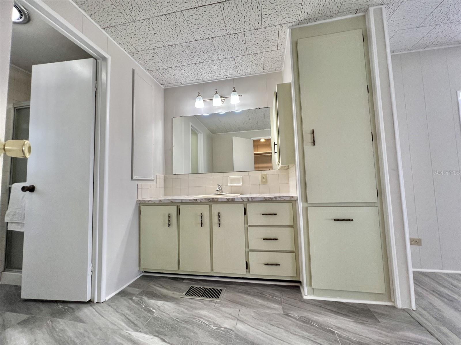 149 ROYAL PALM DR, LEESBURG, FL, 34748