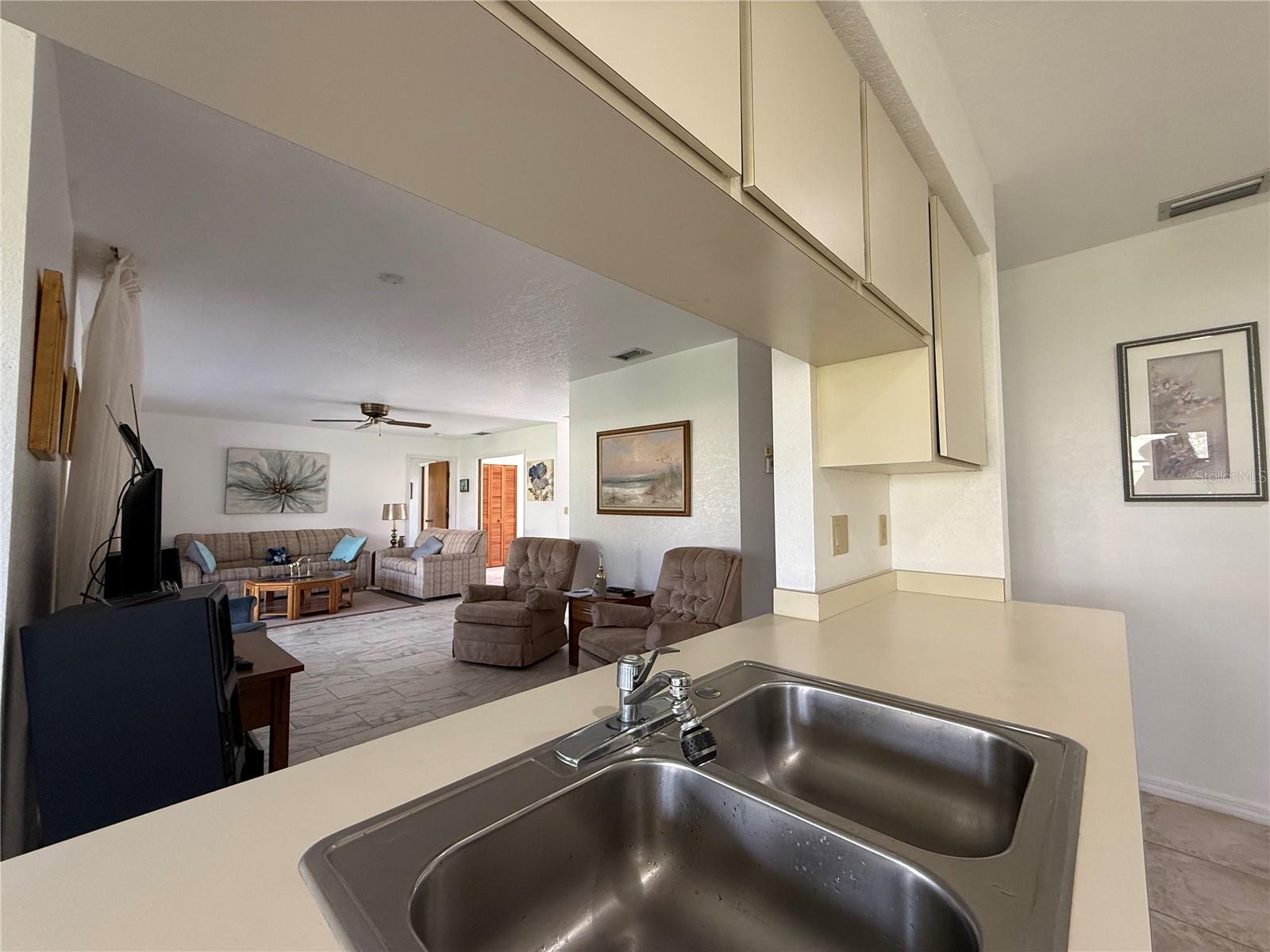 8686 SW LIVERPOOL RD, ARCADIA, FL, 34269