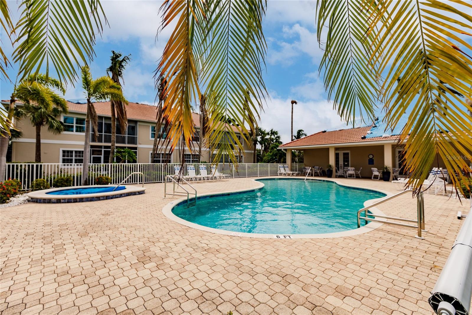 180 HIBISCUS DR #112, PUNTA GORDA, FL, 33950