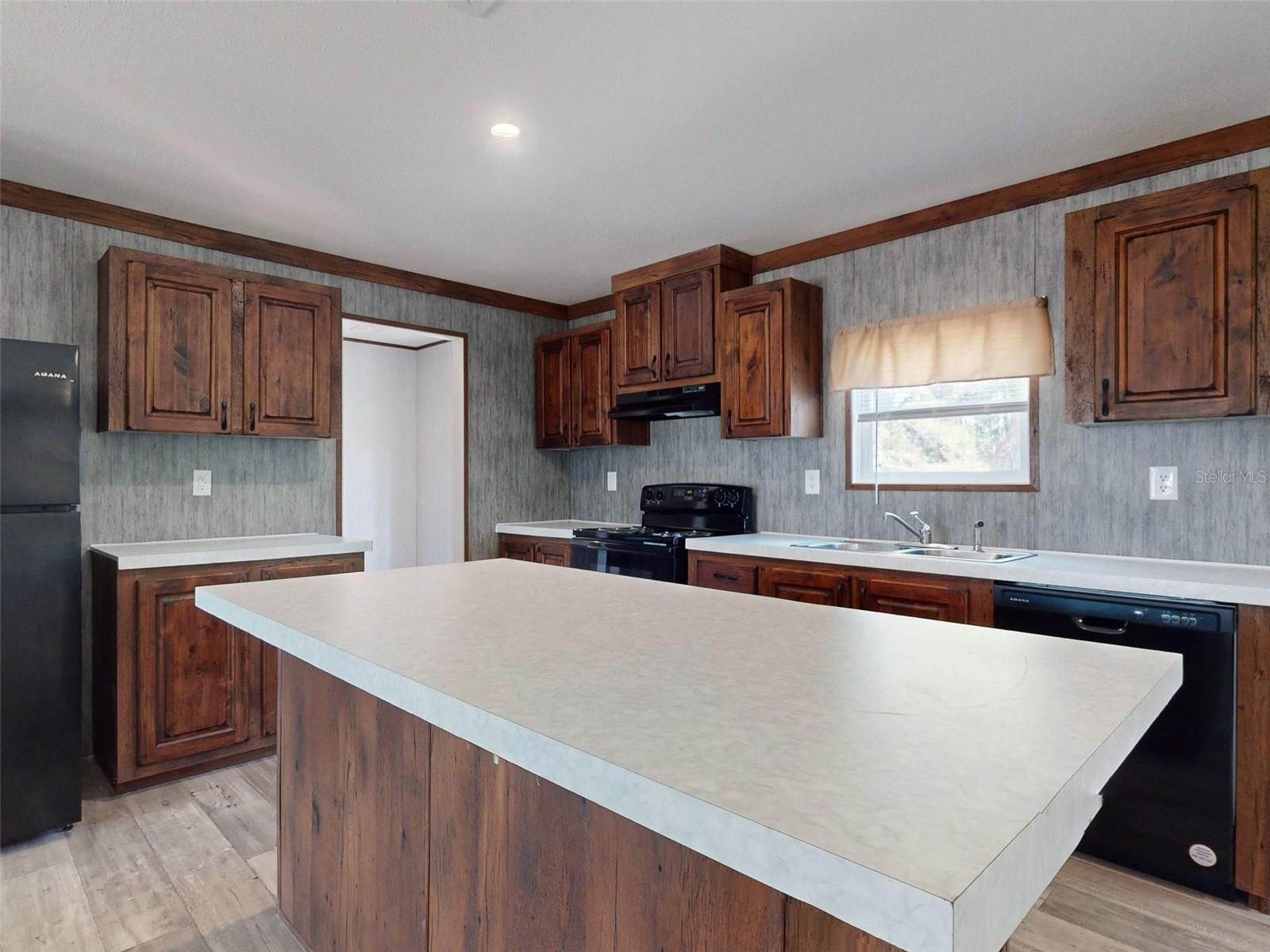 641 NE 130TH AVE, WILLISTON, FL, 32696