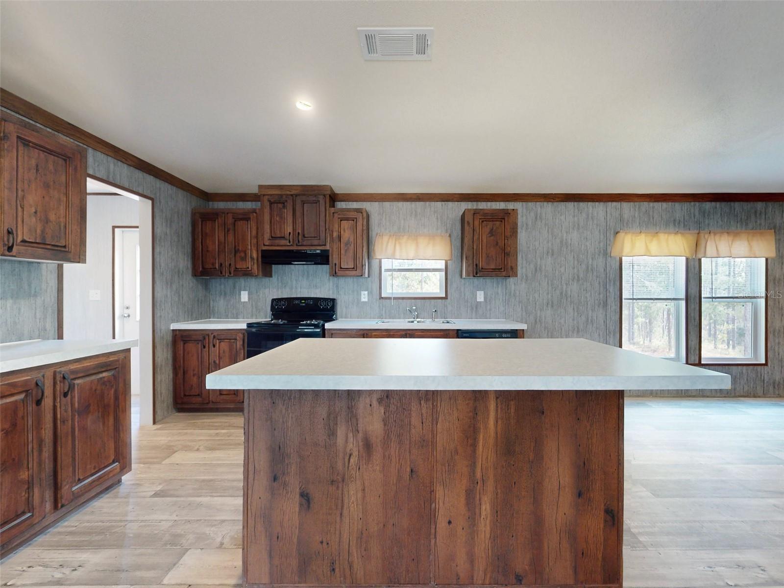 641 NE 130TH AVE, WILLISTON, FL, 32696