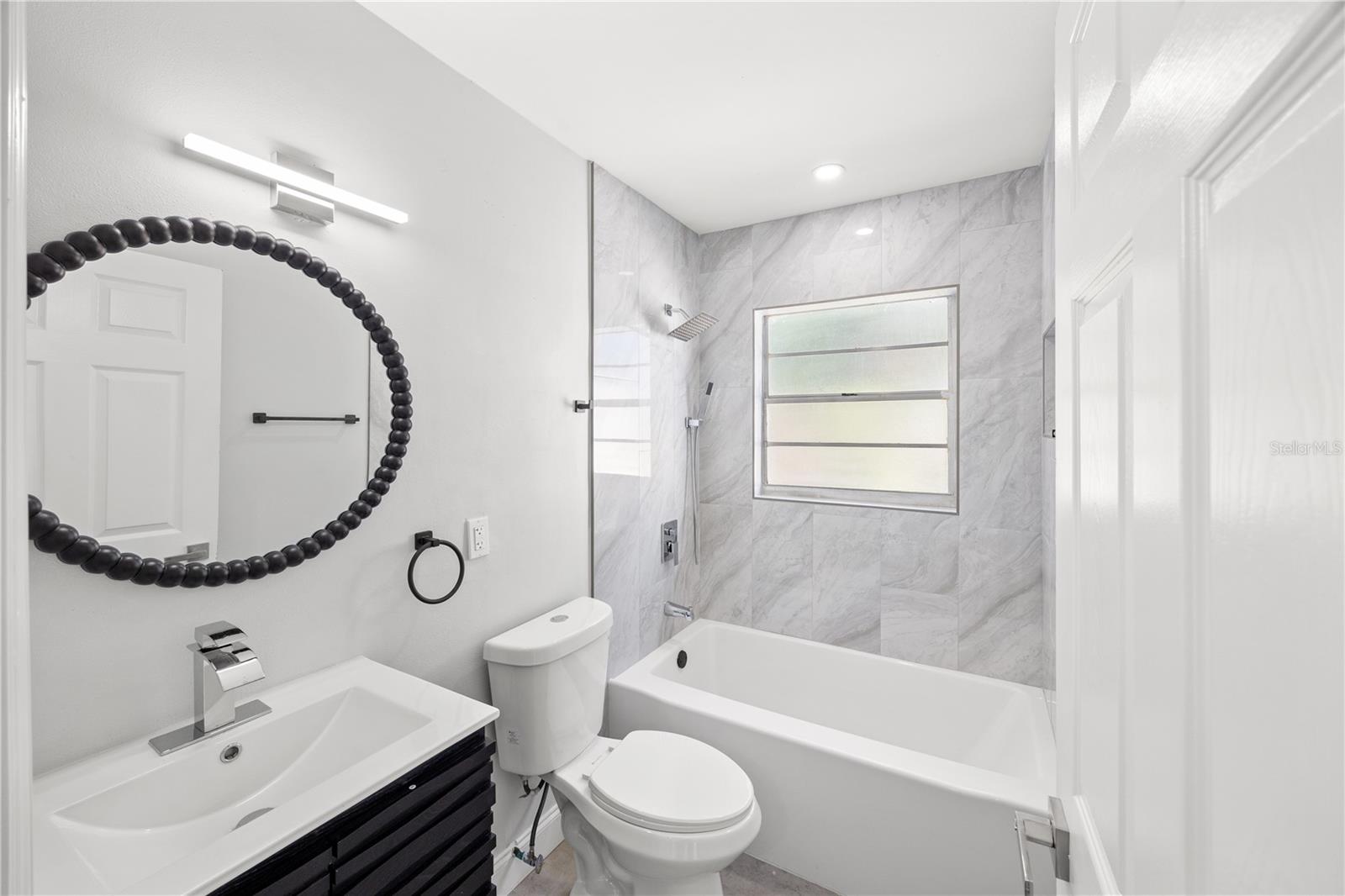 1204 DARTMOUTH DR, BRADENTON, FL, 34207