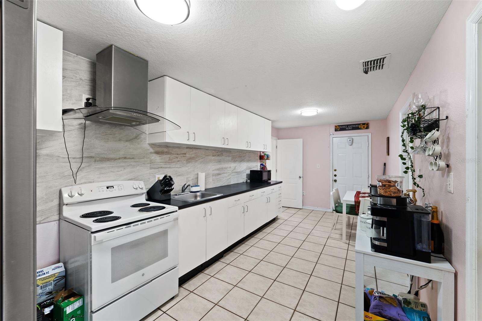 3336 W HEITER ST, TAMPA, FL, 33607