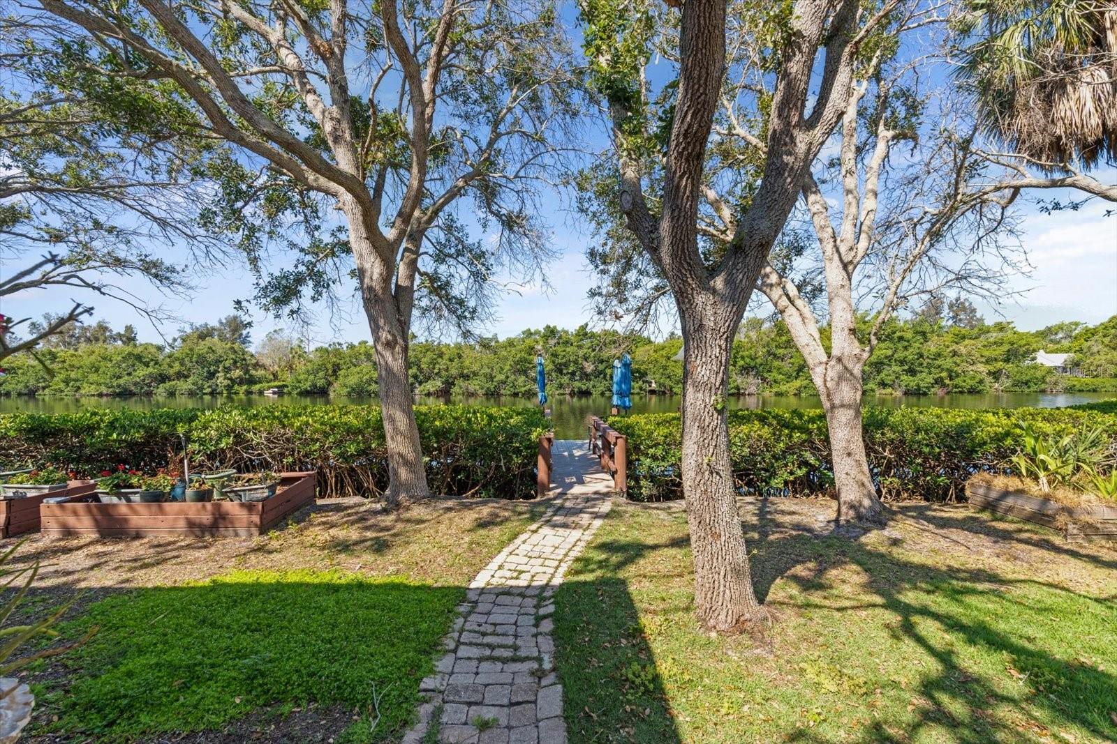 7536 MIDNIGHT PASS RD, SARASOTA, FL, 34242