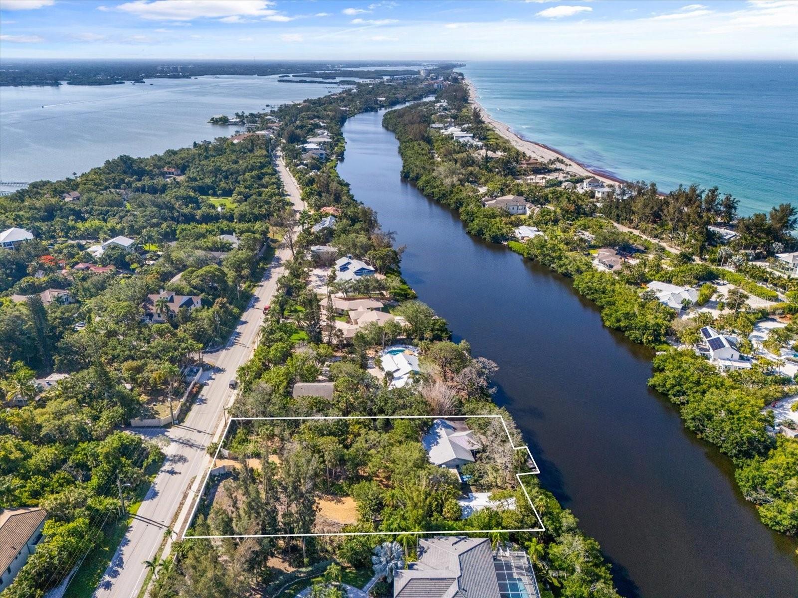 7536 MIDNIGHT PASS RD, SARASOTA, FL, 34242