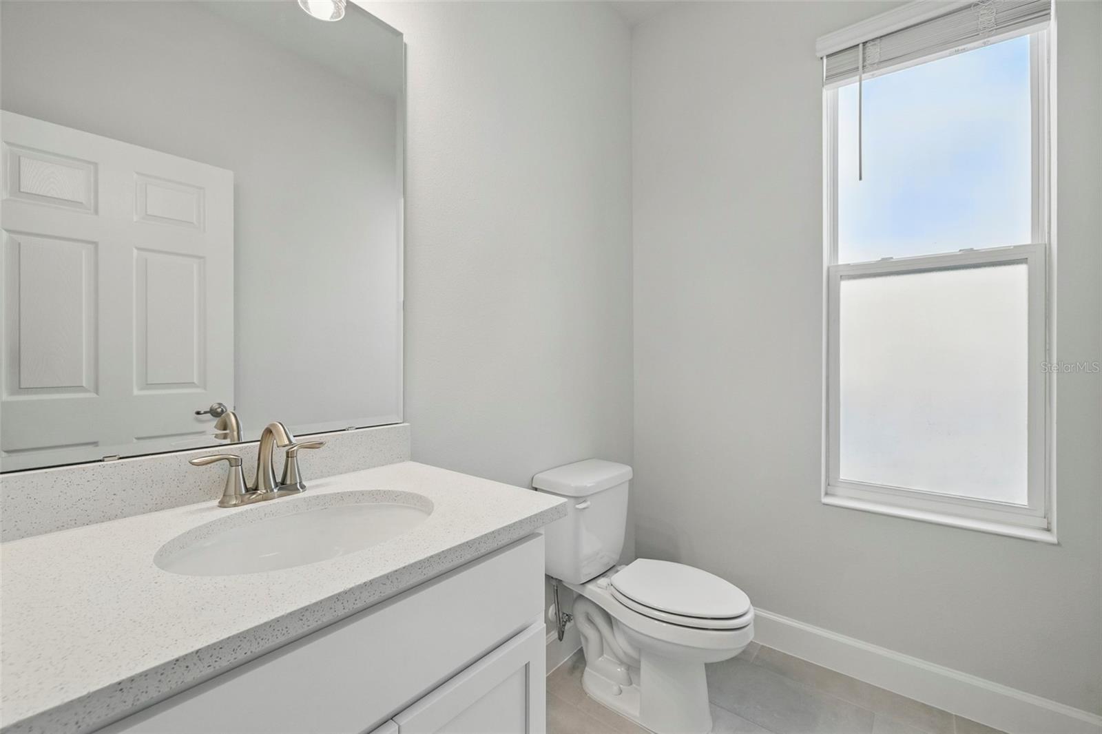 520 ORIENT AVE, DEBARY, FL, 32713