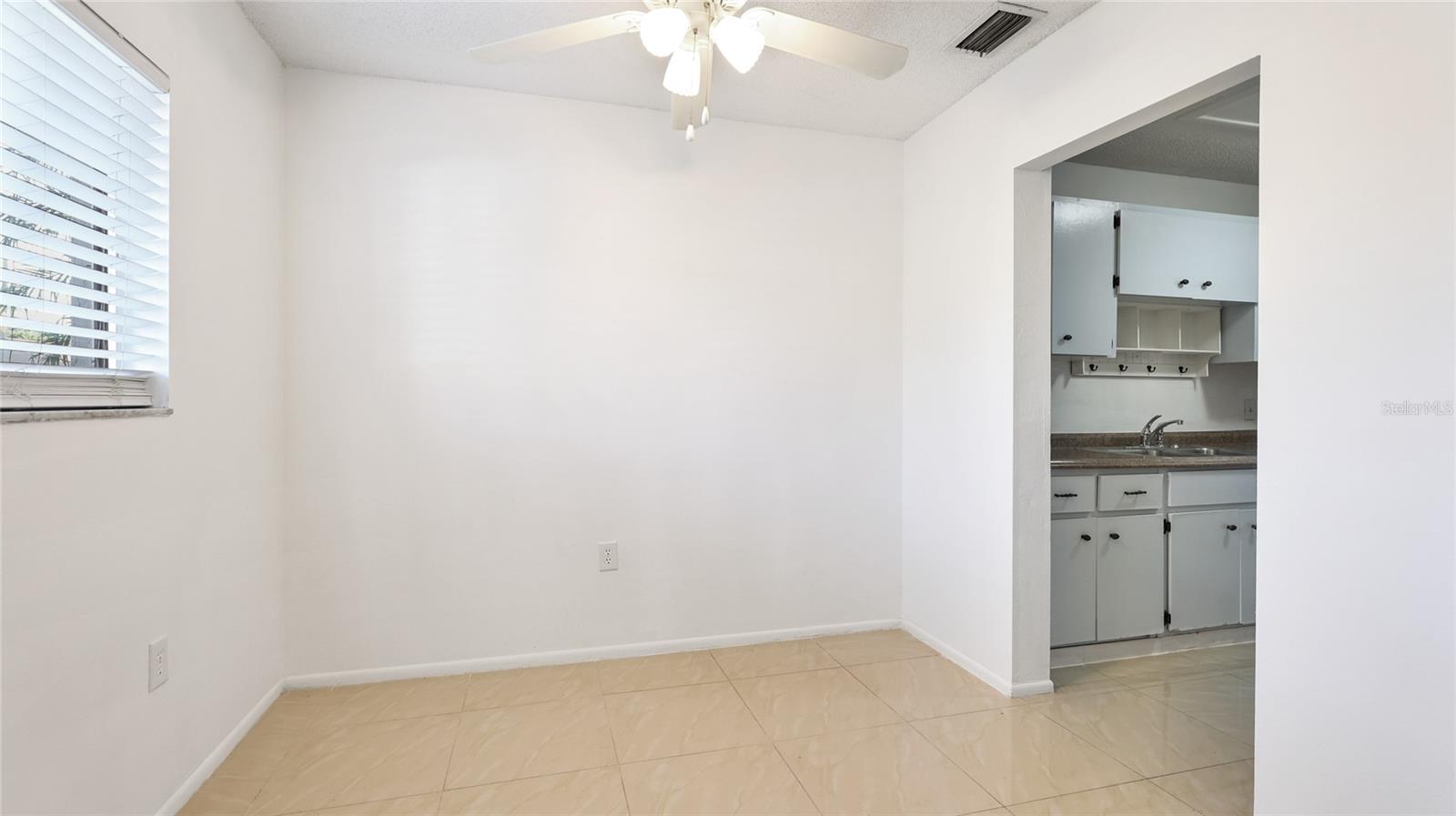 2782 WOODGATE LN #18, SARASOTA, FL, 34231
