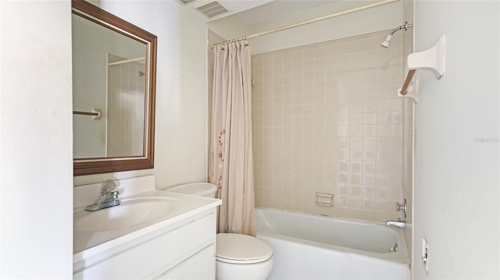 2782 WOODGATE LN #18, SARASOTA, FL, 34231