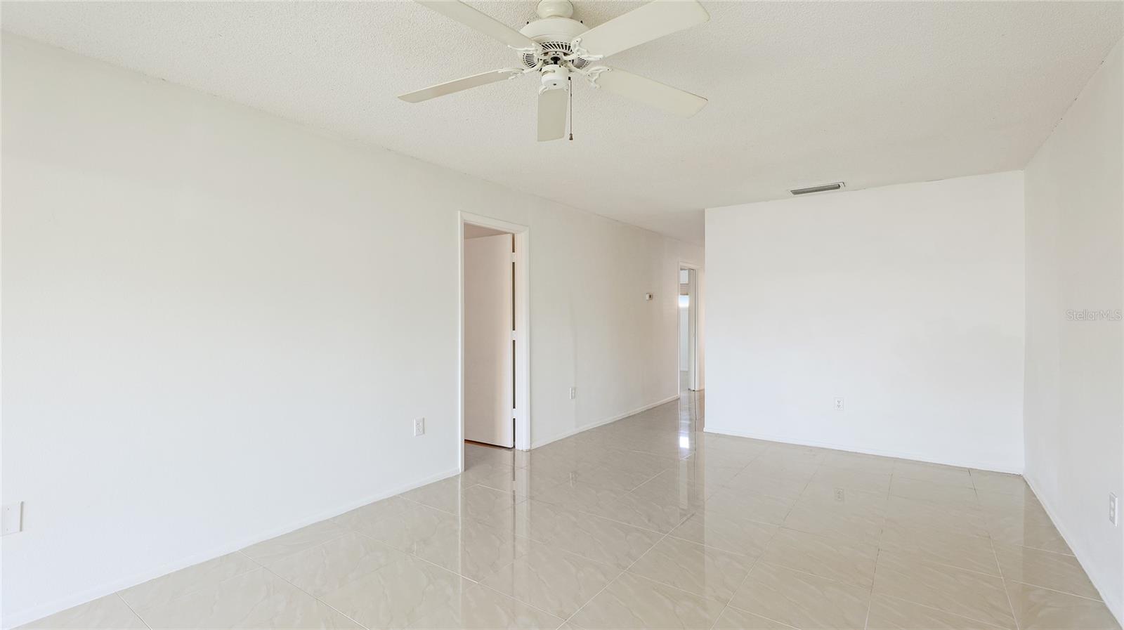 2782 WOODGATE LN #18, SARASOTA, FL, 34231