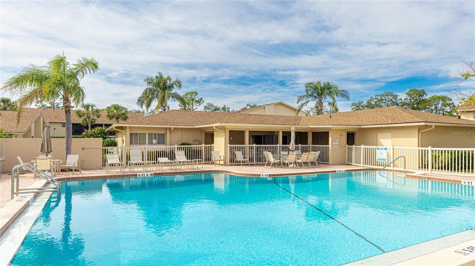 2782 WOODGATE LN #18, SARASOTA, FL, 34231