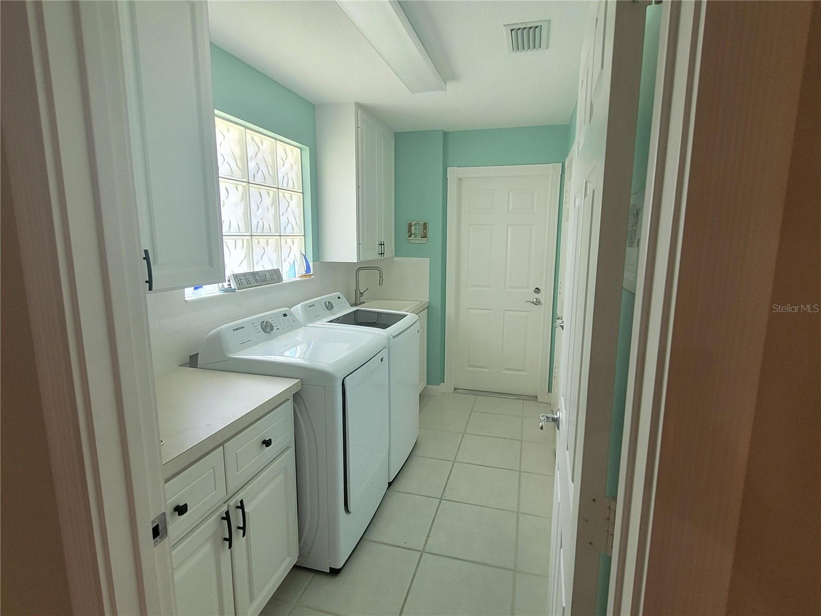 7580 CAMMINARE DR, SARASOTA, FL, 34238