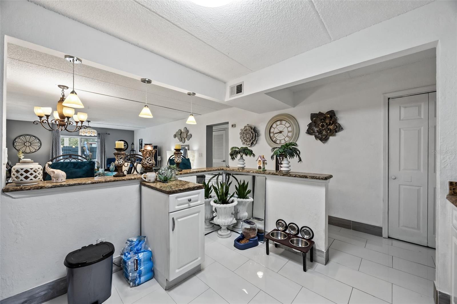 2835 SOMERSET PARK DR #103, TAMPA, FL, 33613