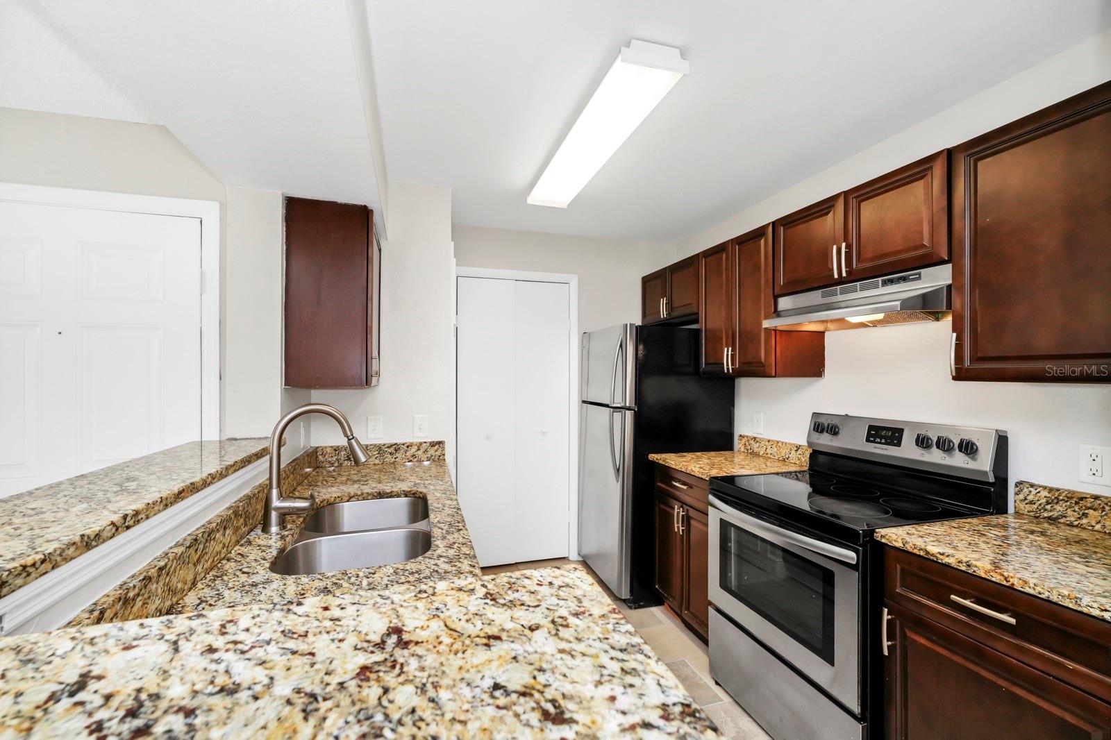 5600 DEVONBRIAR WAY #204, ORLANDO, FL, 32822