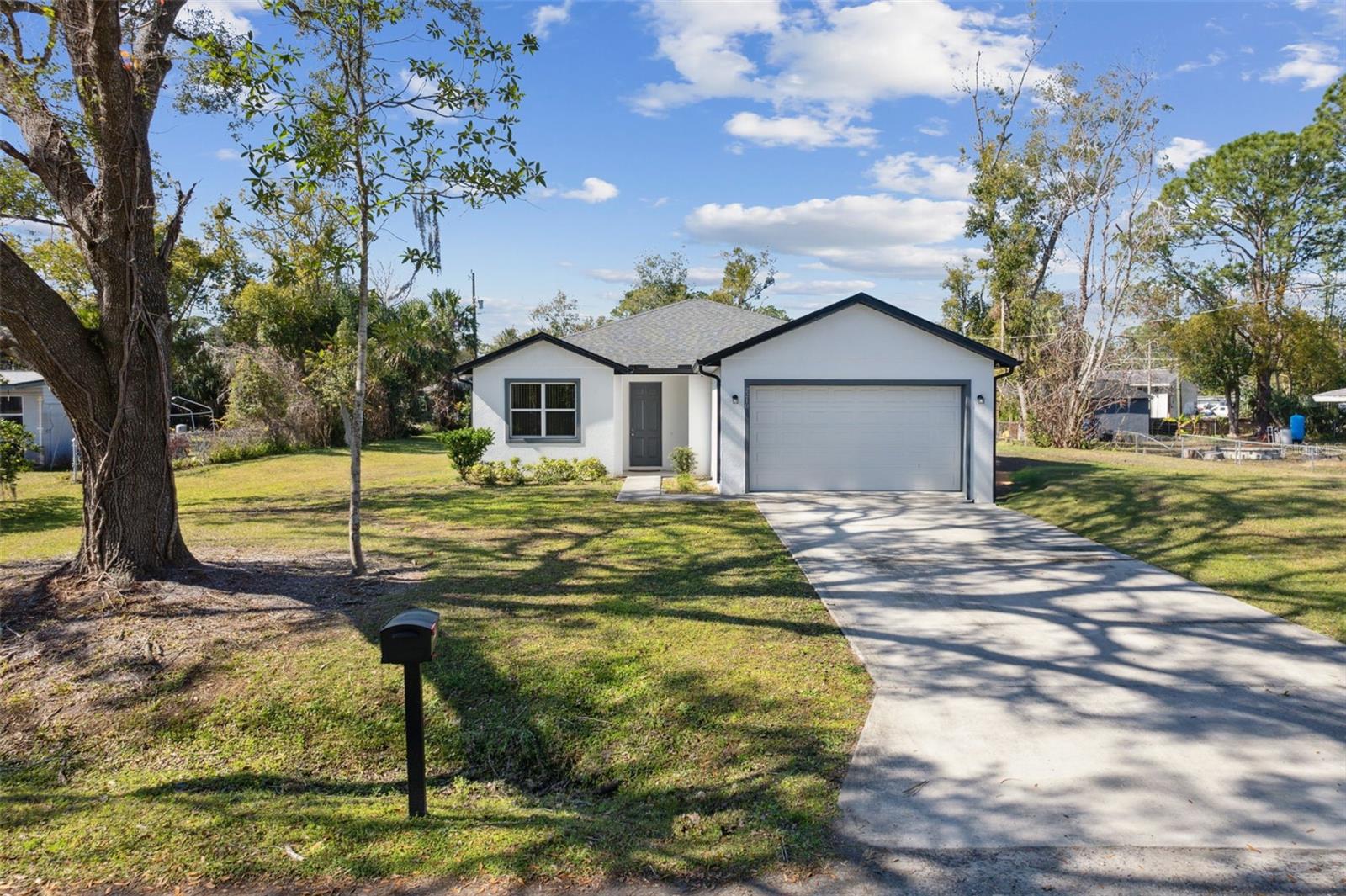 2210 5TH AVE, DELAND, FL, 32724