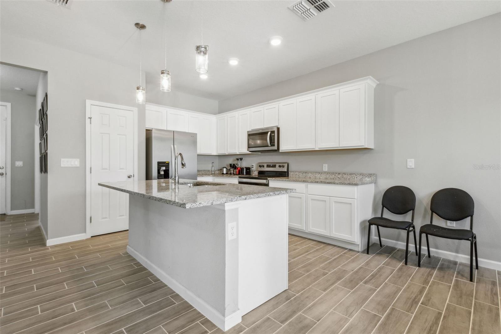 2210 5TH AVE, DELAND, FL, 32724