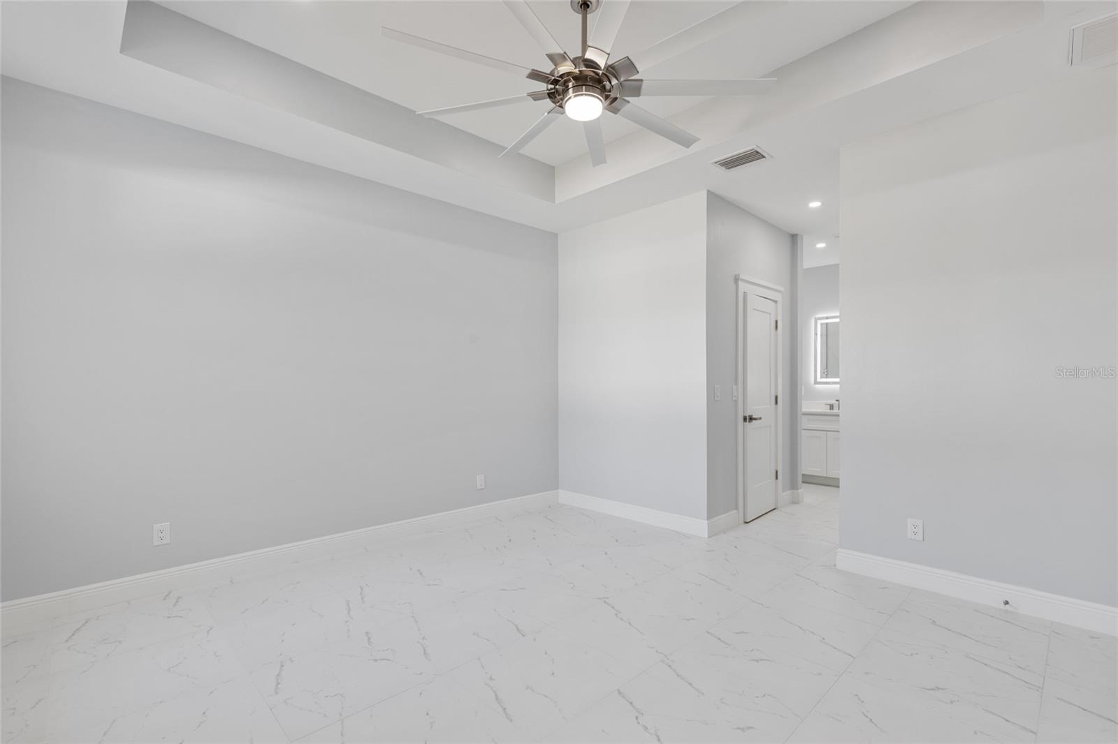 1827 SW 39TH TER, CAPE CORAL, FL, 33914