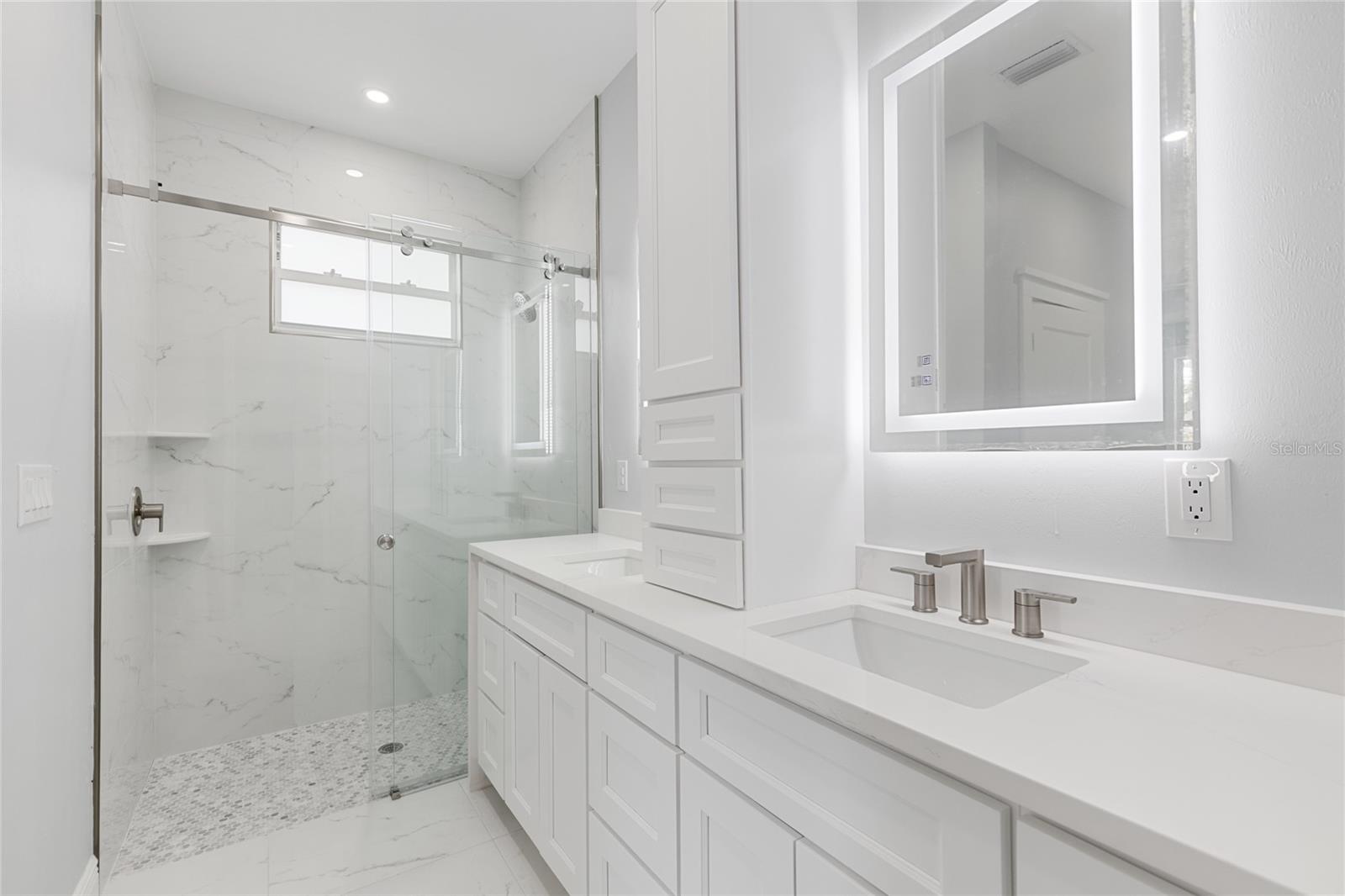 1827 SW 39TH TER, CAPE CORAL, FL, 33914