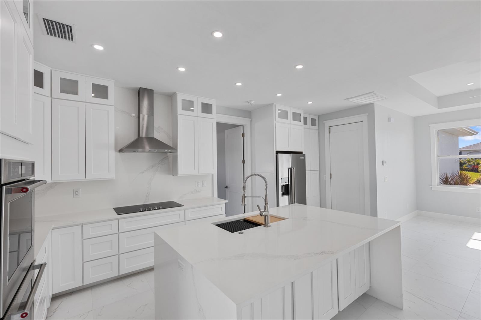 1827 SW 39TH TER, CAPE CORAL, FL, 33914