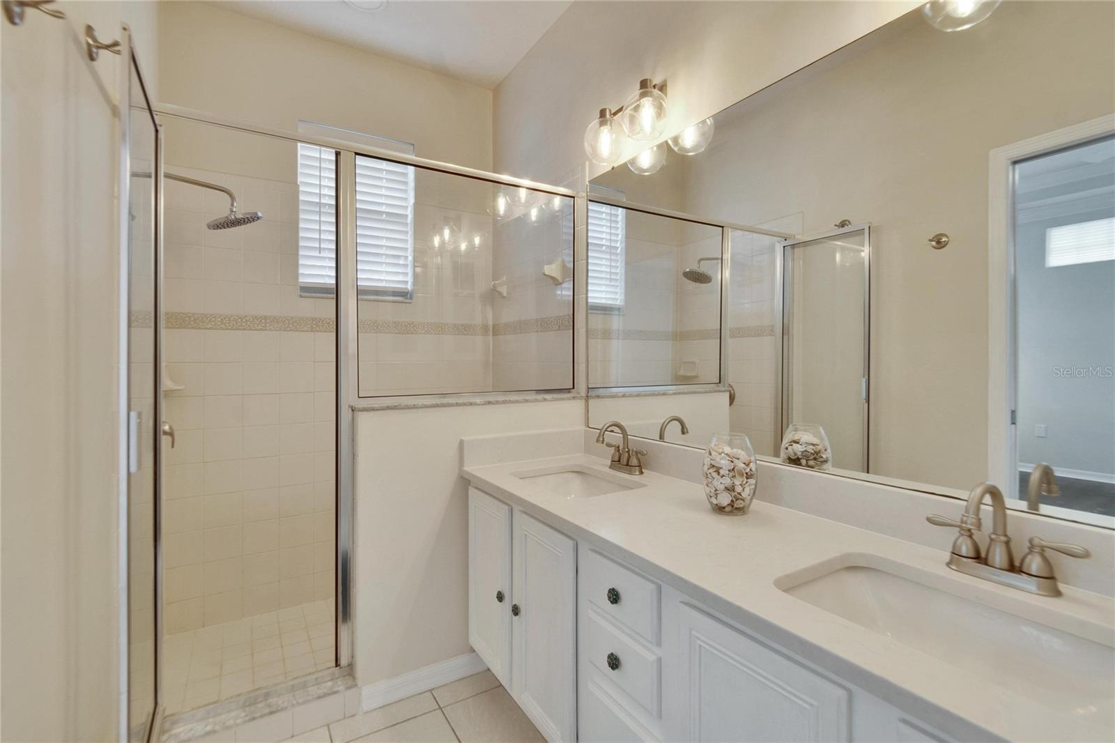 9105 CRYSTAL COMMONS WAY, TAMPA, FL, 33626