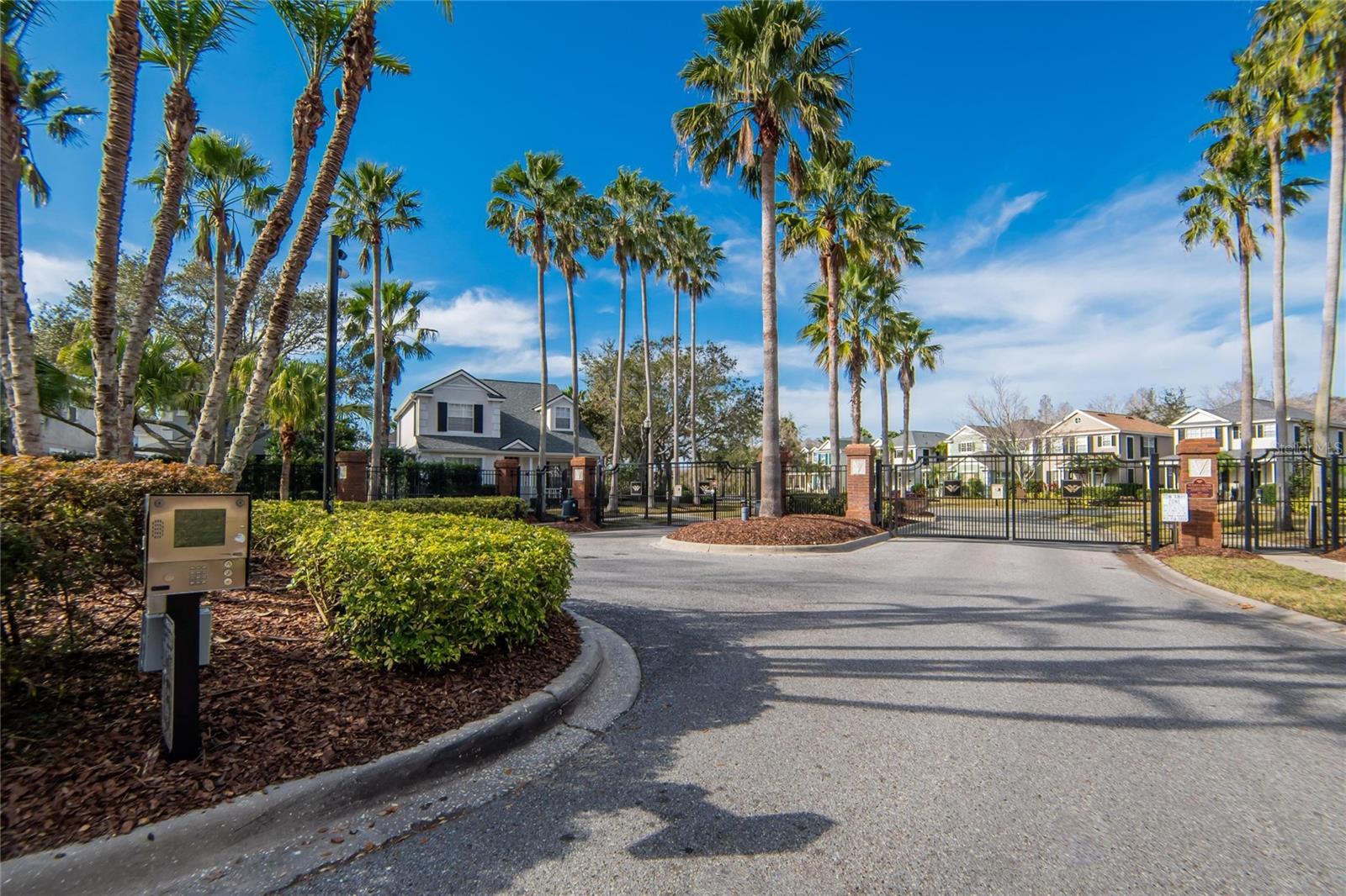 9105 CRYSTAL COMMONS WAY, TAMPA, FL, 33626