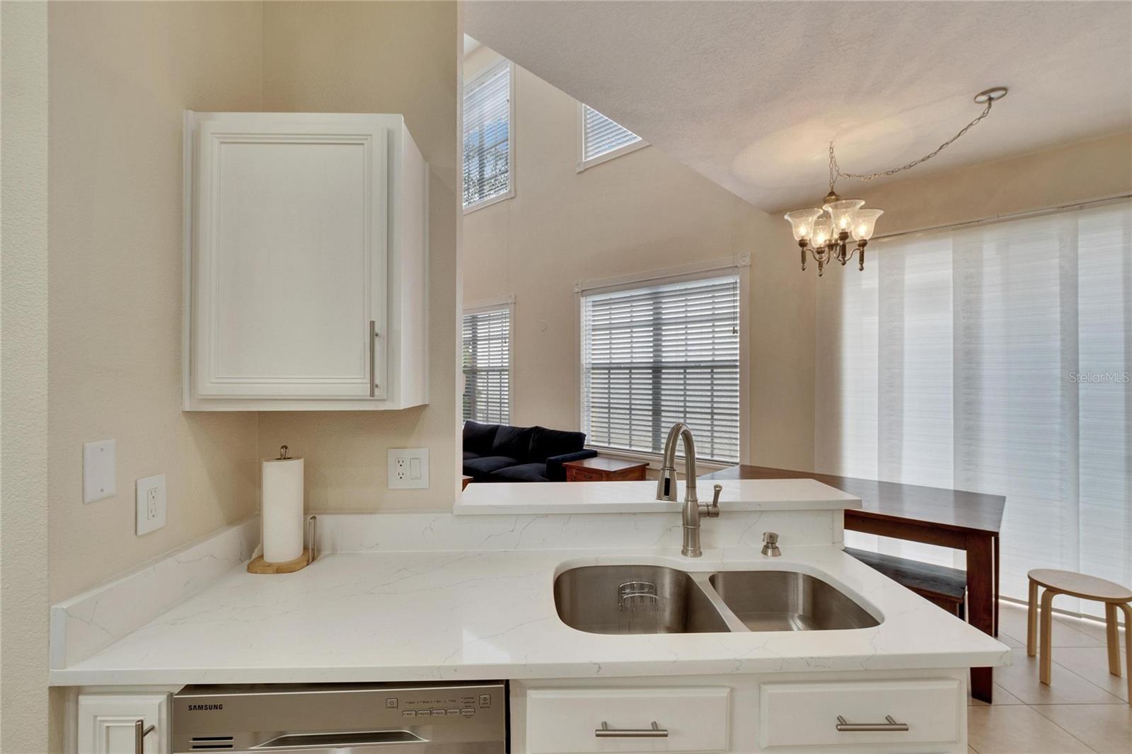 9105 CRYSTAL COMMONS WAY, TAMPA, FL, 33626