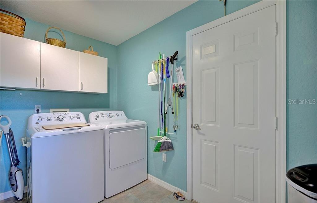 64 CLUBHOUSE LN, SEBRING, FL, 33876