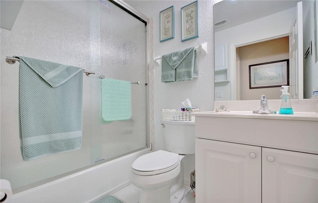 64 CLUBHOUSE LN, SEBRING, FL, 33876