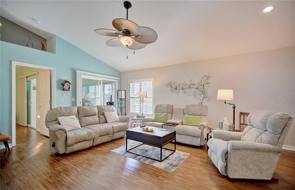 64 CLUBHOUSE LN, SEBRING, FL, 33876