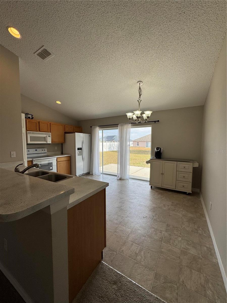 1212 CHESHIRE ST, GROVELAND, FL, 34736