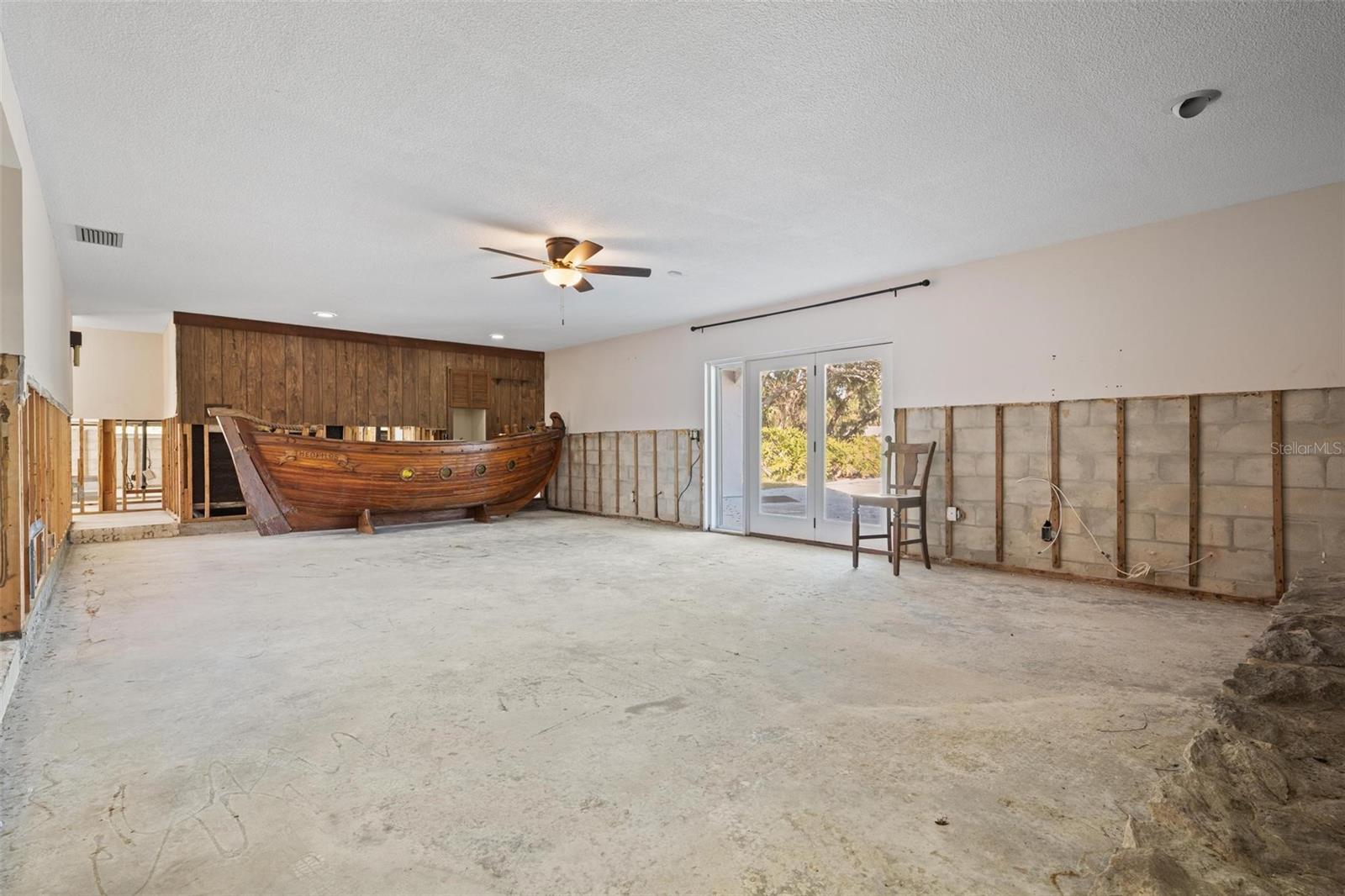 716 RIVERSIDE DR, TARPON SPRINGS, FL, 34689