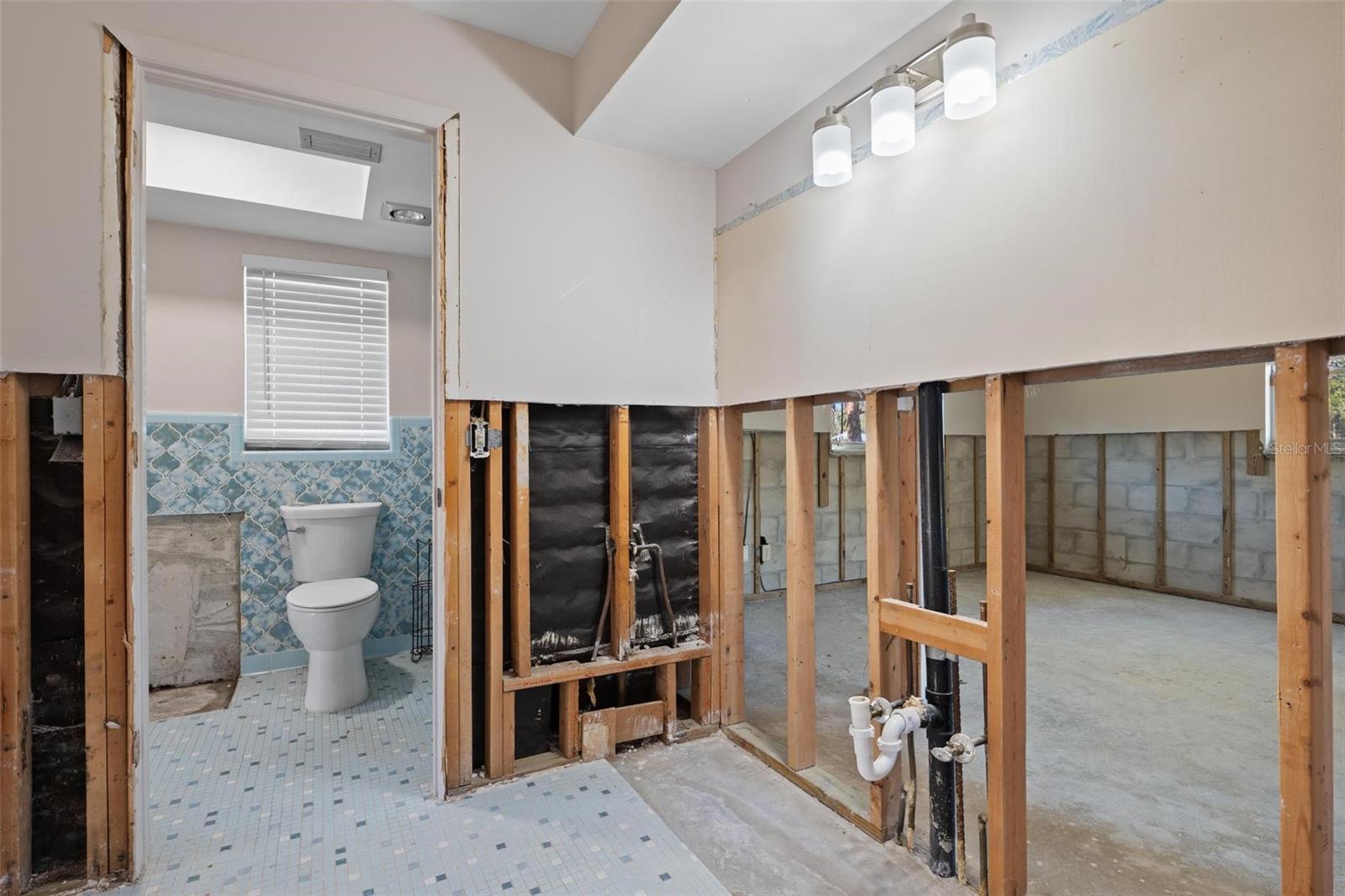 716 RIVERSIDE DR, TARPON SPRINGS, FL, 34689
