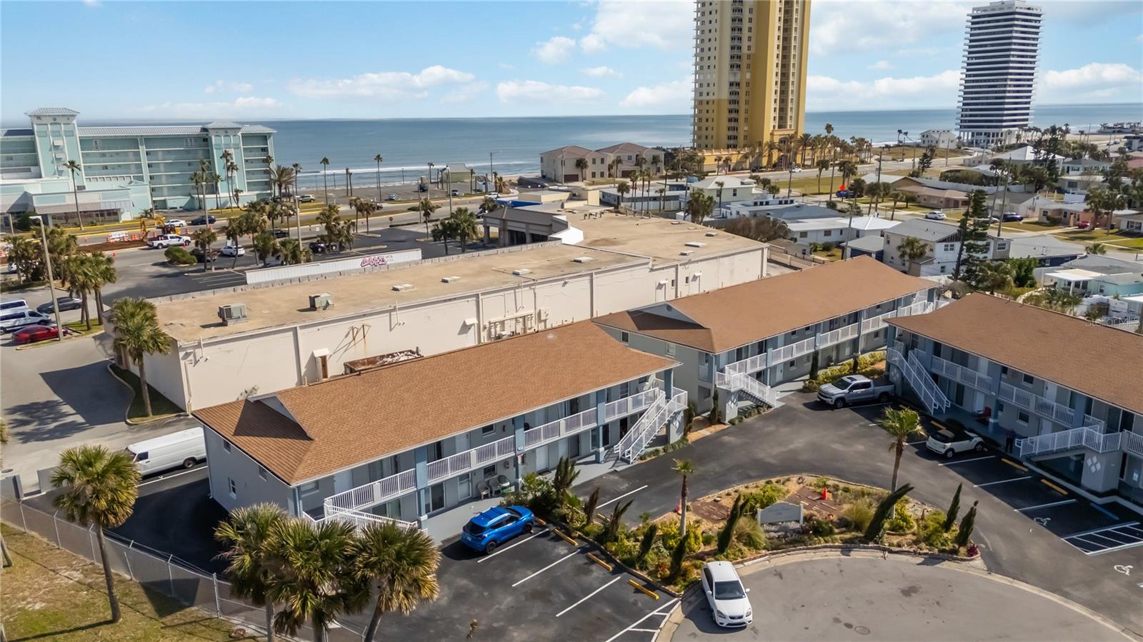 436 AUBURN DR #202, DAYTONA BEACH, FL, 32118