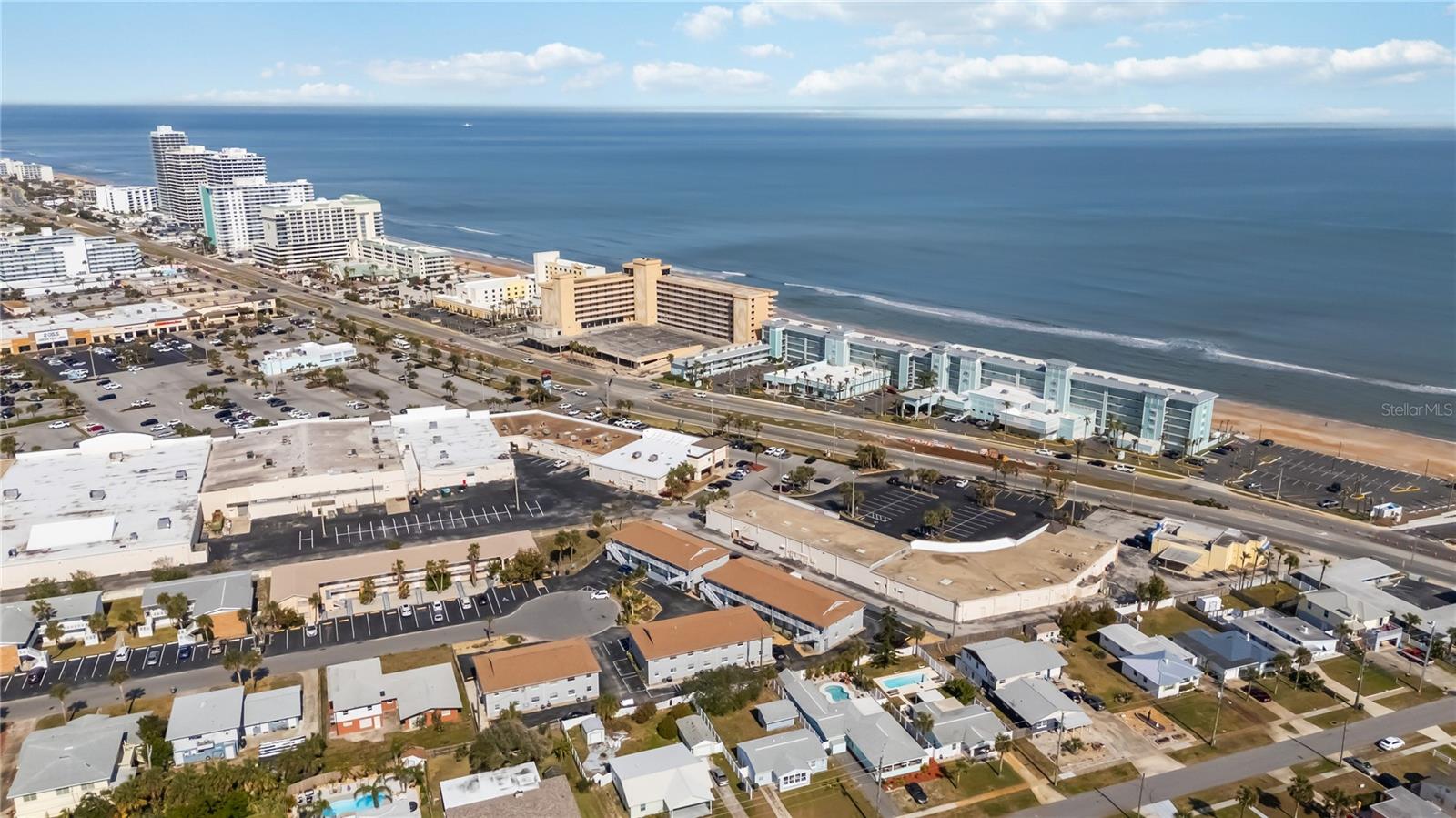 436 AUBURN DR #202, DAYTONA BEACH, FL, 32118