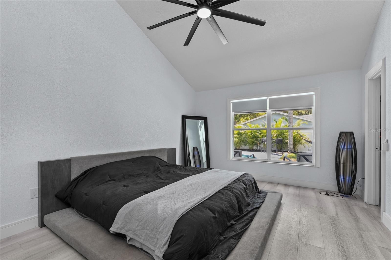 14040 CASCADE LN, TAMPA, FL, 33618