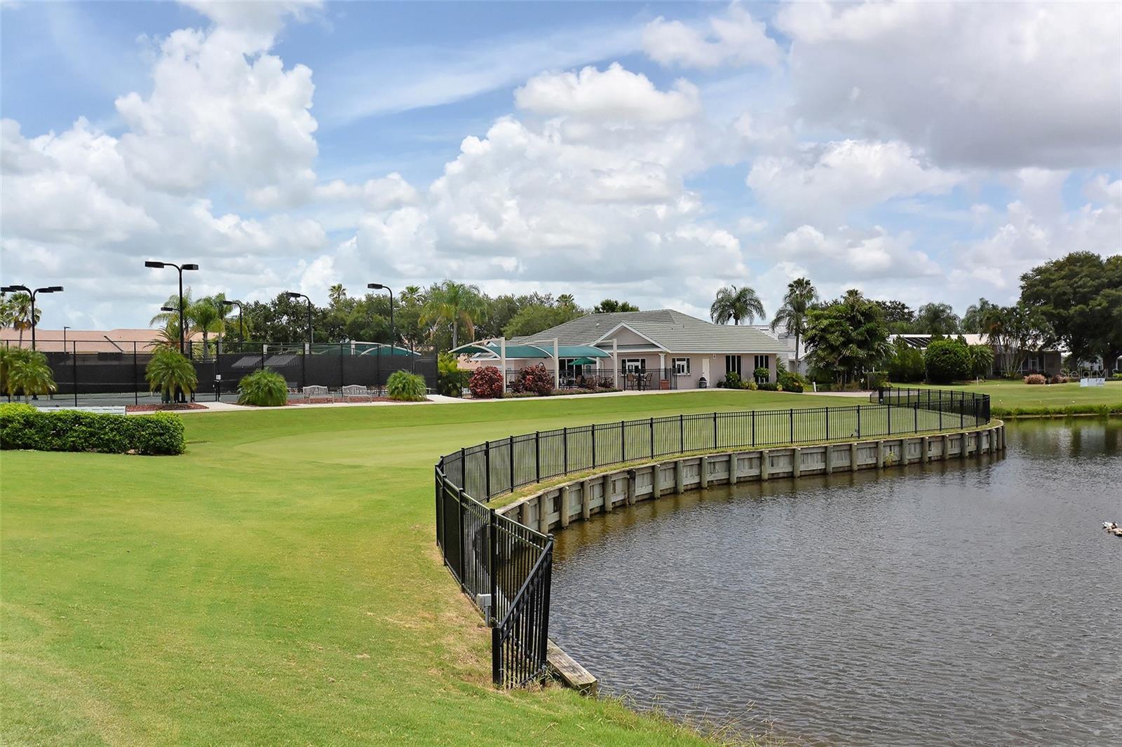 6425 STONE RIVER RD, BRADENTON, FL, 34203