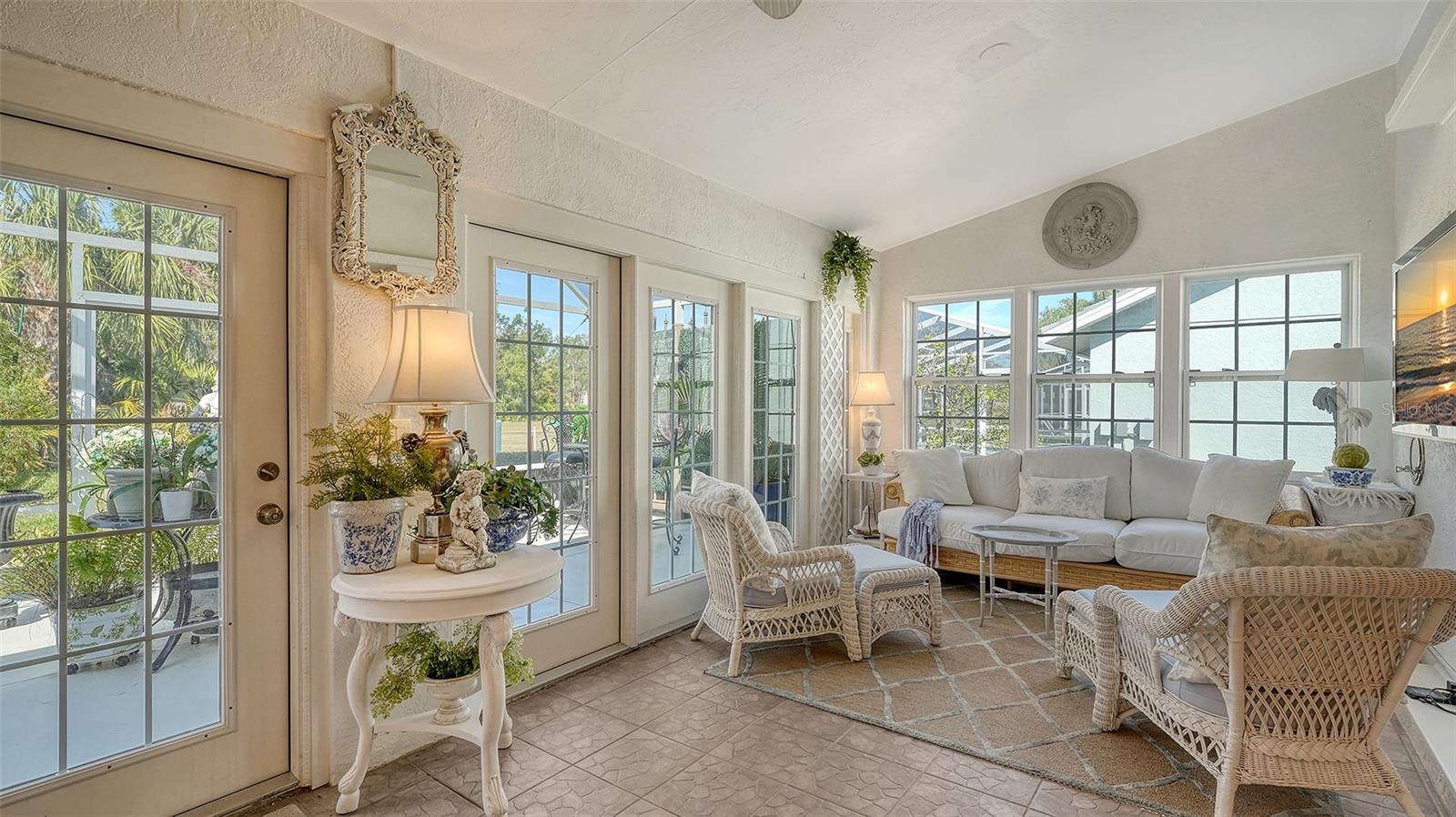 6425 STONE RIVER RD, BRADENTON, FL, 34203