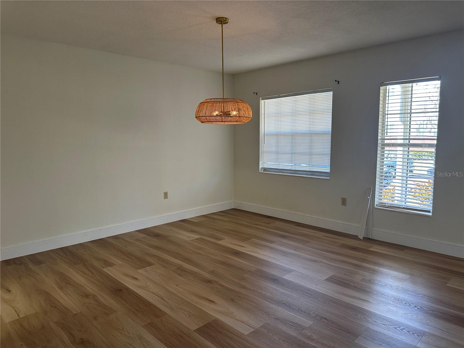 536 N ALEXANDER ST, MOUNT DORA, FL, 32757
