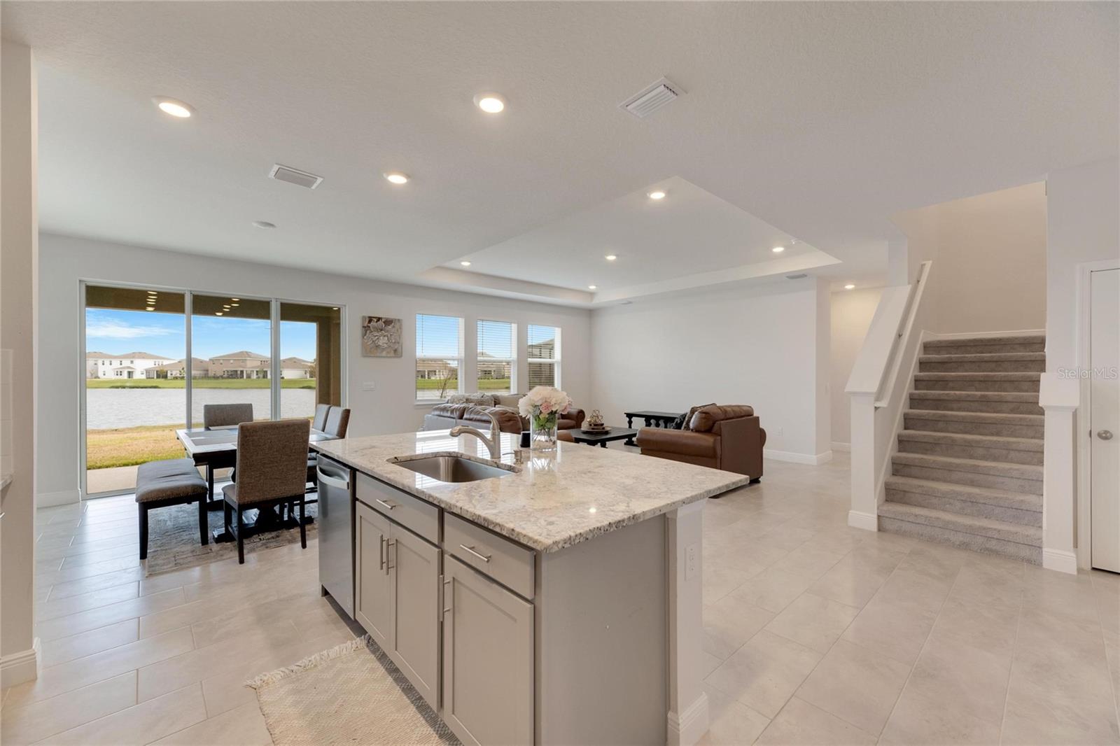 5661 HAWKS CAY ST, APOLLO BEACH, FL, 33572