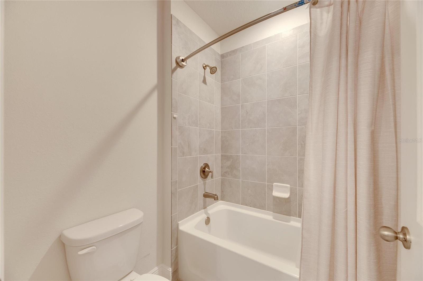 5661 HAWKS CAY ST, APOLLO BEACH, FL, 33572