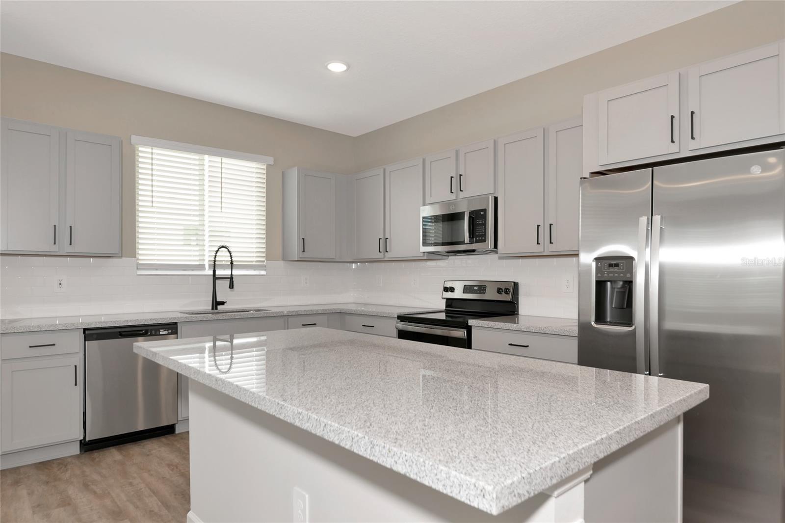 12351 CADES BAY CIR, LAKEWOOD RANCH, FL, 34211