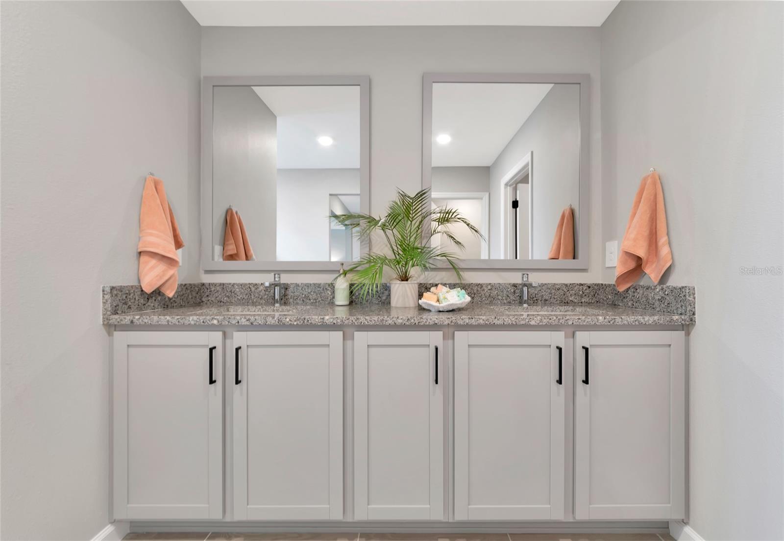 5459 LATCHES LN, LAKEWOOD RANCH, FL, 34211