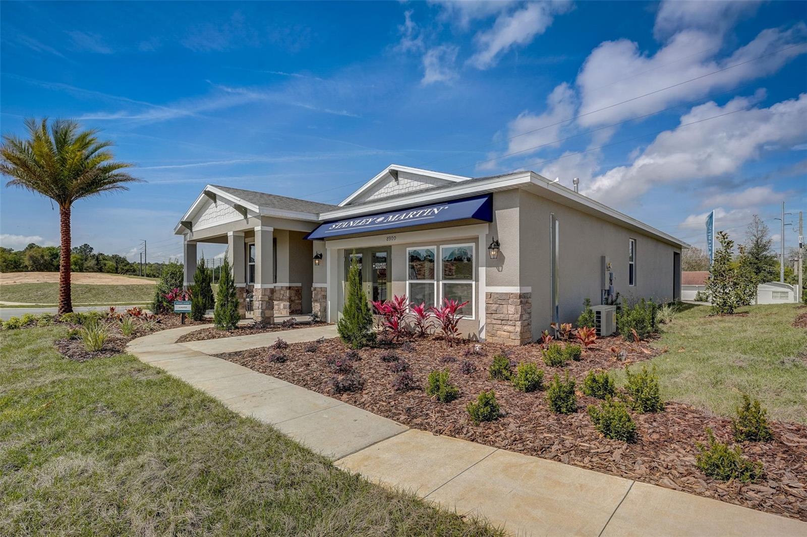 1688 BLUE LAGOON CIR, MASCOTTE, FL, 34753