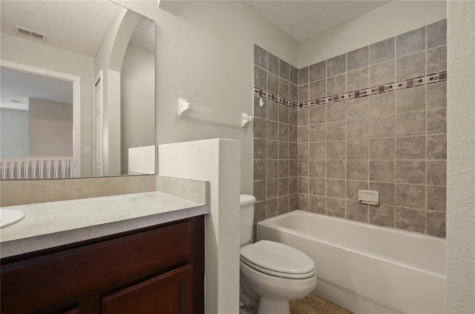 889 PARK GROVE CT, ORLANDO, FL, 32828