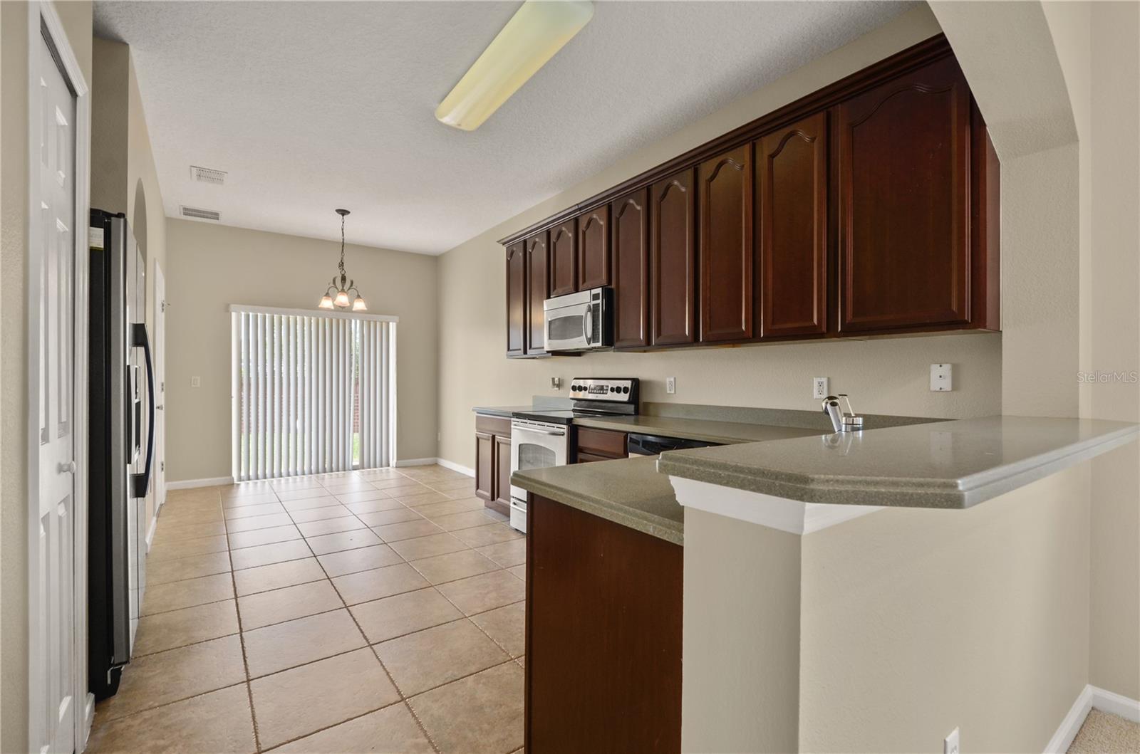 889 PARK GROVE CT, ORLANDO, FL, 32828