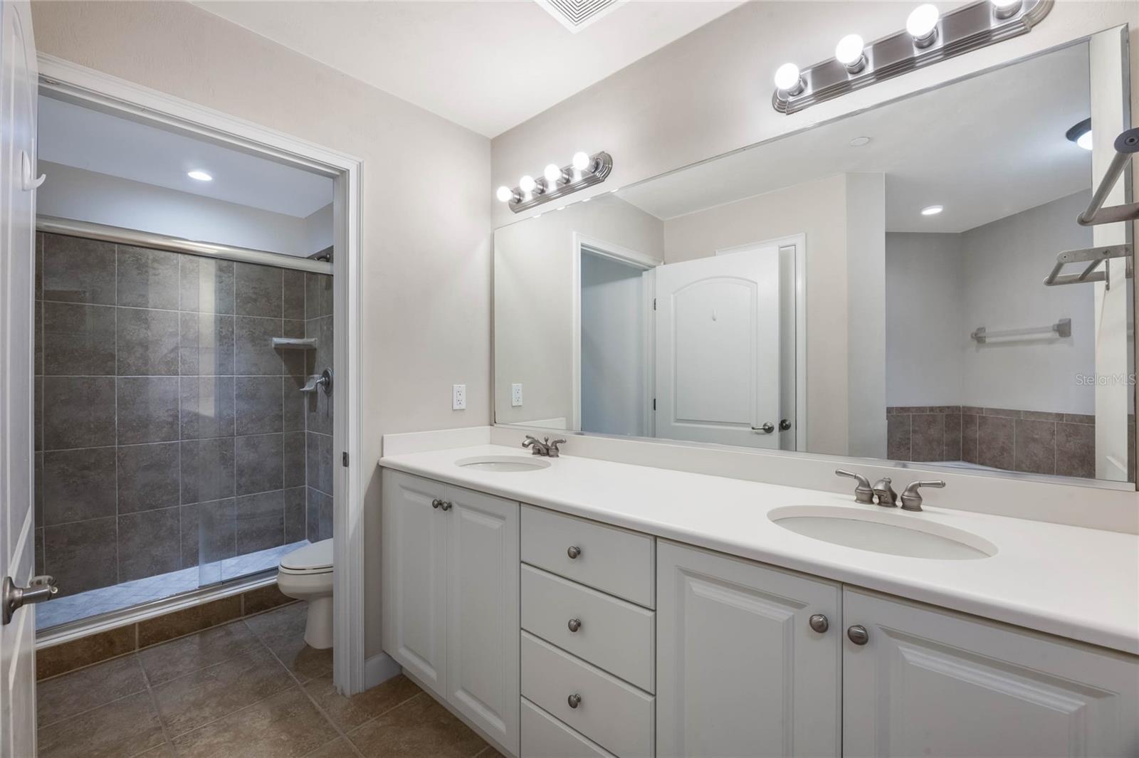 424 LUNA BELLA LN #332, NEW SMYRNA BEACH, FL, 32168