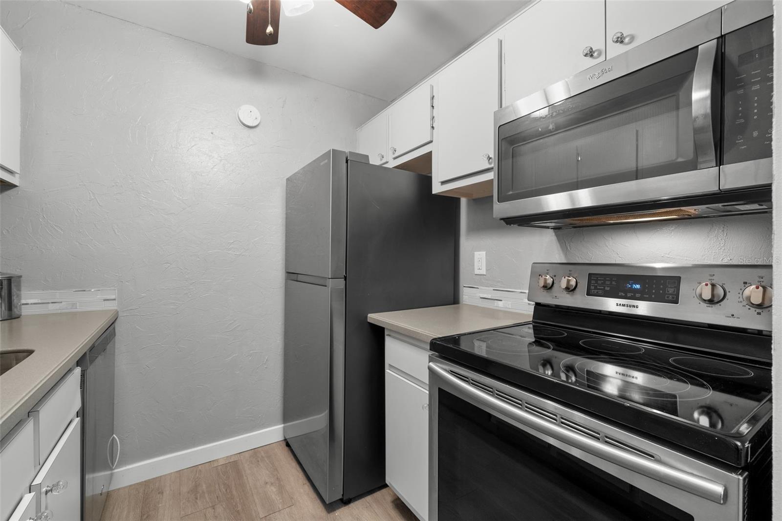 3245 BENEVA RD #201, SARASOTA, FL, 34232