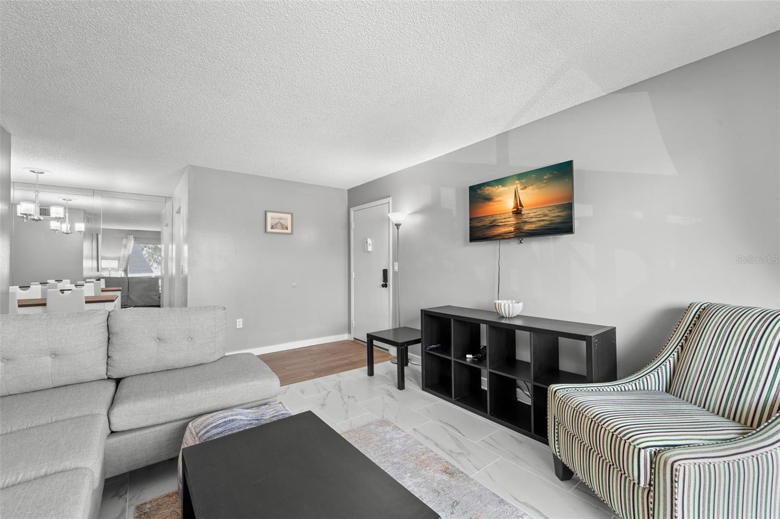 3245 BENEVA RD #201, SARASOTA, FL, 34232