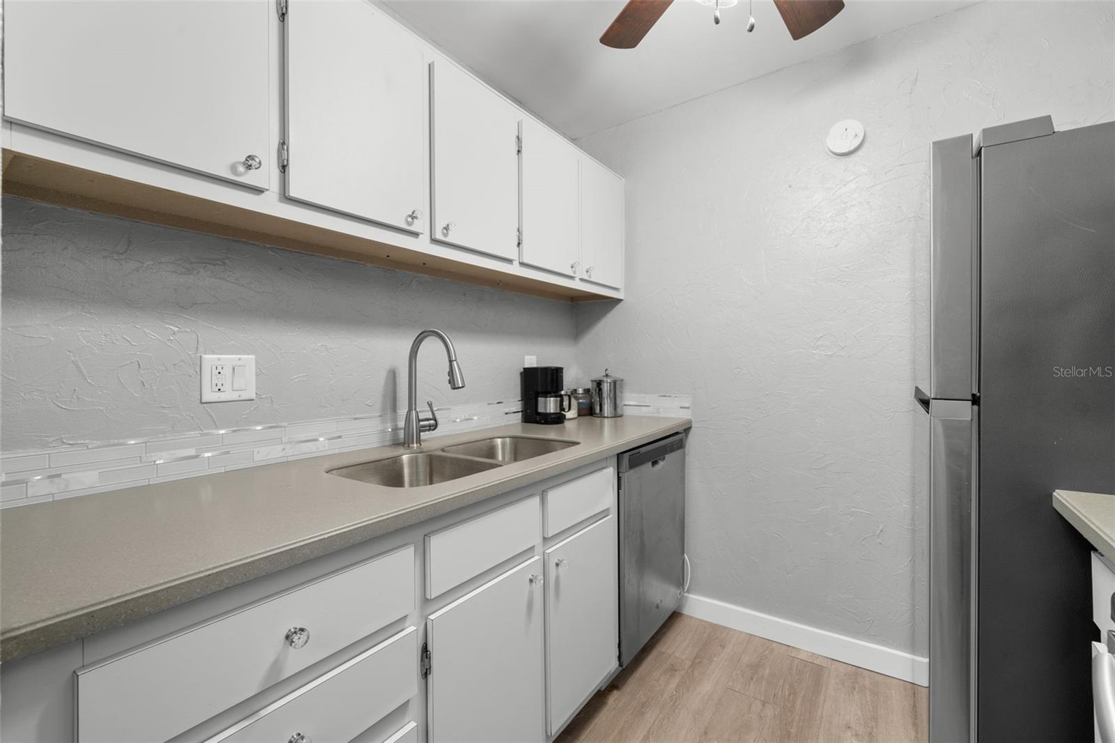 3245 BENEVA RD #201, SARASOTA, FL, 34232