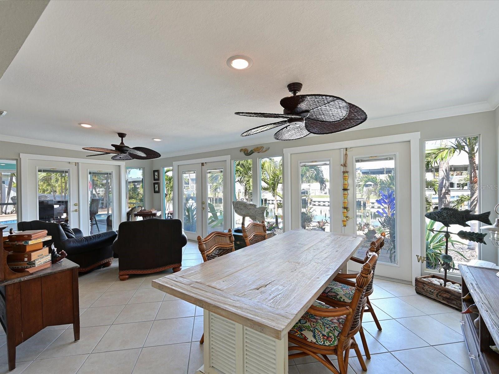 10404 SANDPIPER RD W, BRADENTON, FL, 34209