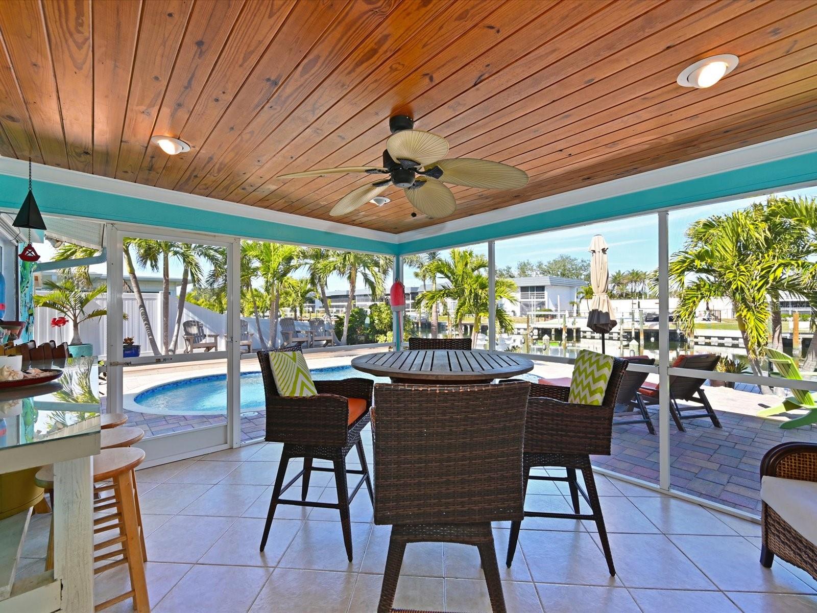 10404 SANDPIPER RD W, BRADENTON, FL, 34209